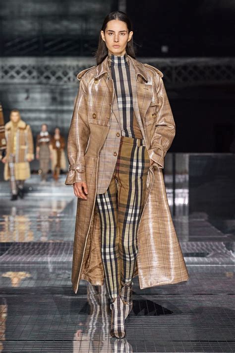 mannequin burberry|Burberry clothing website.